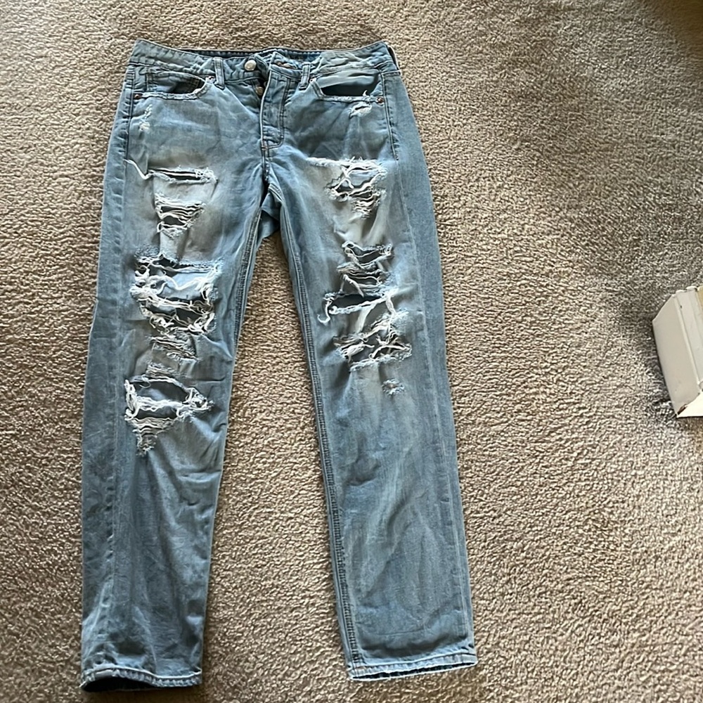 American Eagle boyfriend jeans
